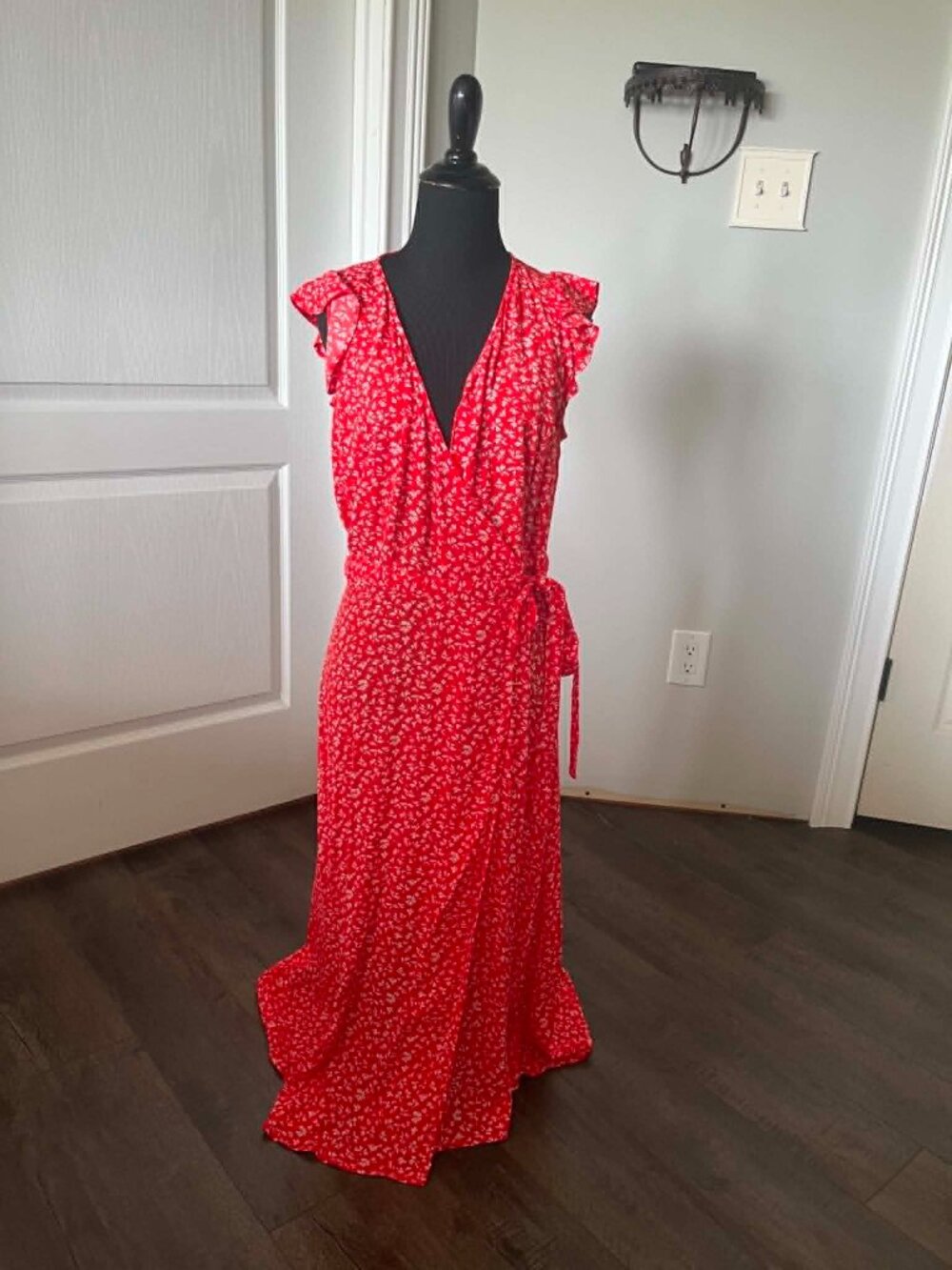 Loft Red Floral Ruffle Sleeve Wrap Midi Dress size Small